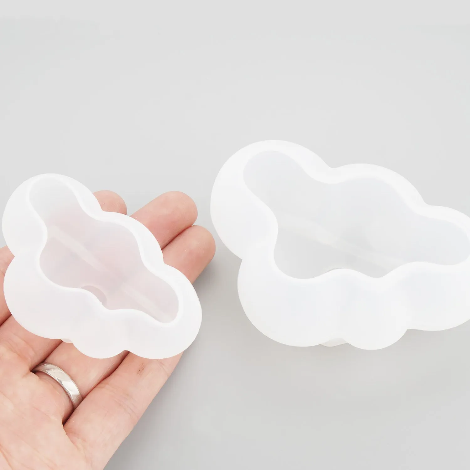 1 pc Shiny 3D Cloud Shape Mold Silicone Chocolate Mold DIY Resin Mold For Home Decor 103979