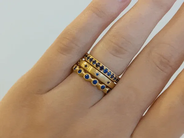 20K Gold Bezel-Set Blue Sapphire Eternity Ball Ring