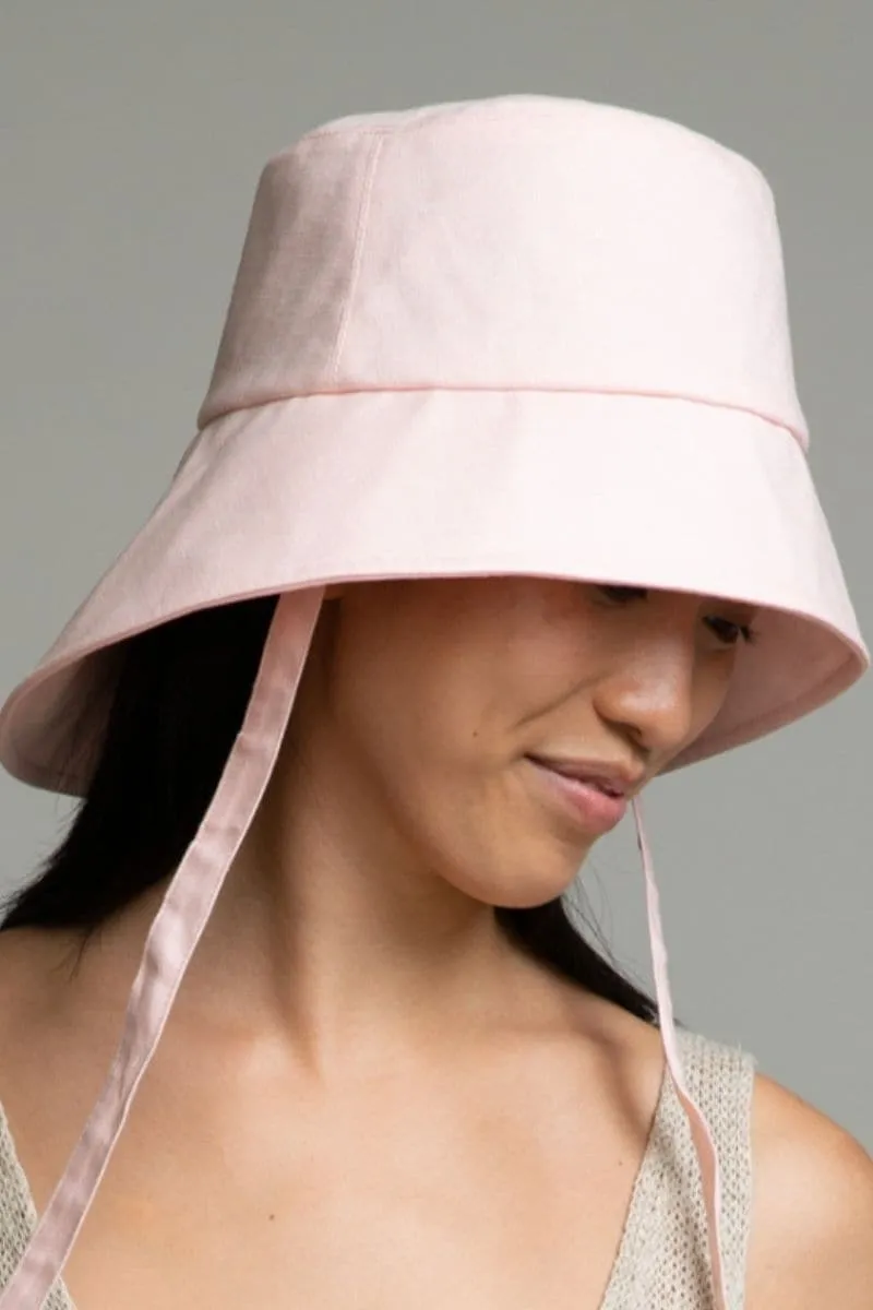 ALLY PALE PINK LINEN BUCKET HAT