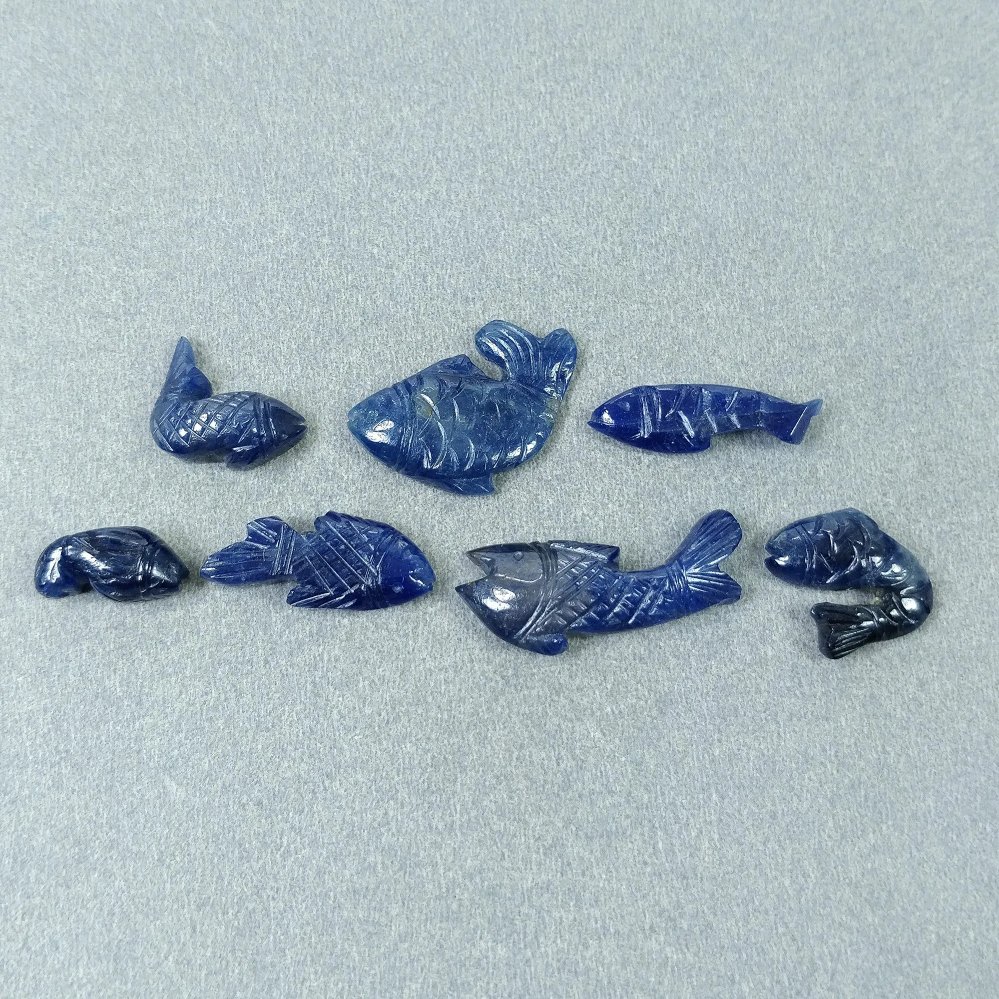 BLUE SAPPHIRE Gemstone Carving September Birthstone : 46.80cts Natural Untreated Sapphire Gemstone Hand Carved FISH 13*7mm - 25*10mm 7pcs