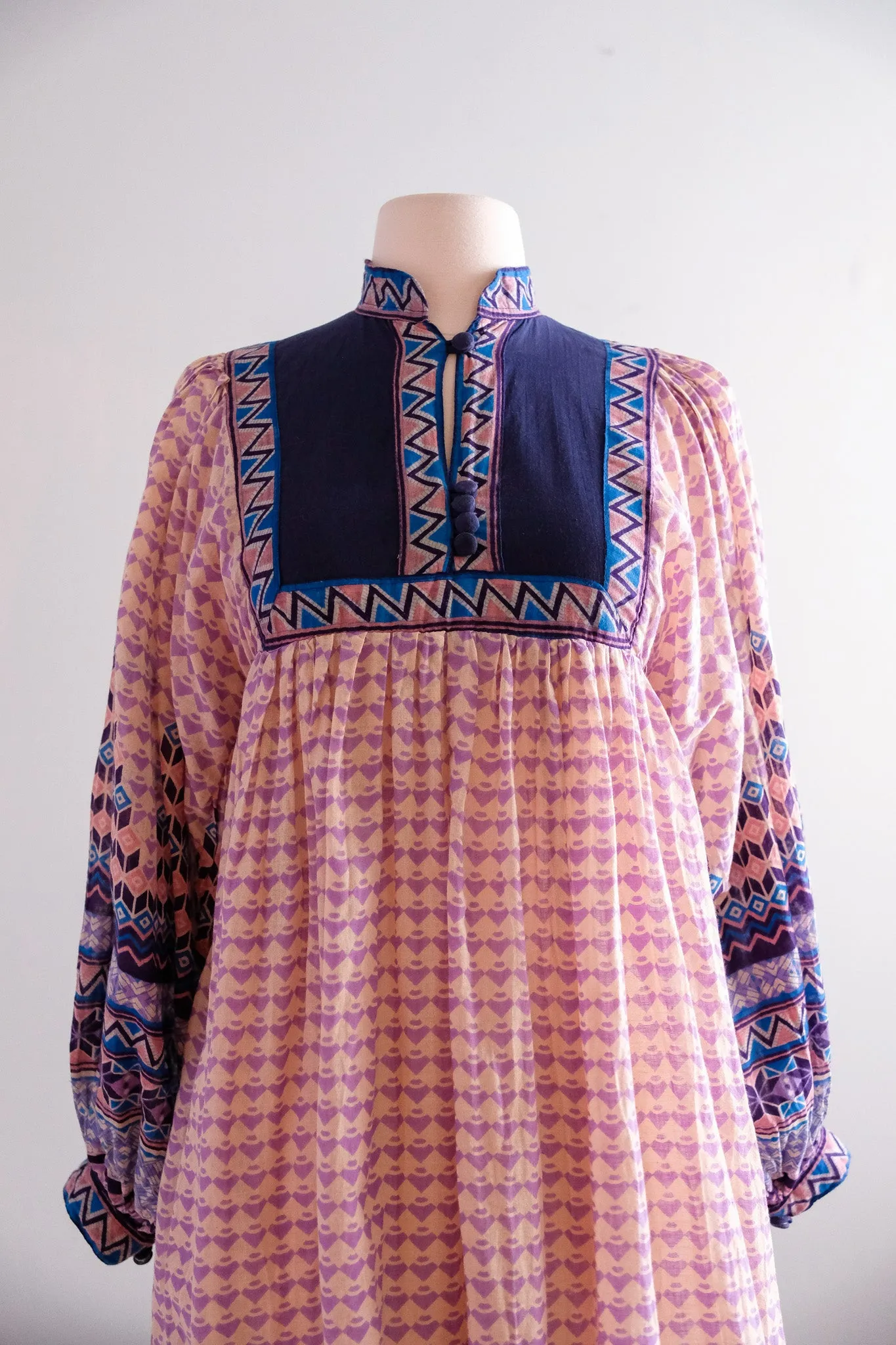 Coolest 1970's Lavender Haze Block Print Cotton Dress / Sz S/M