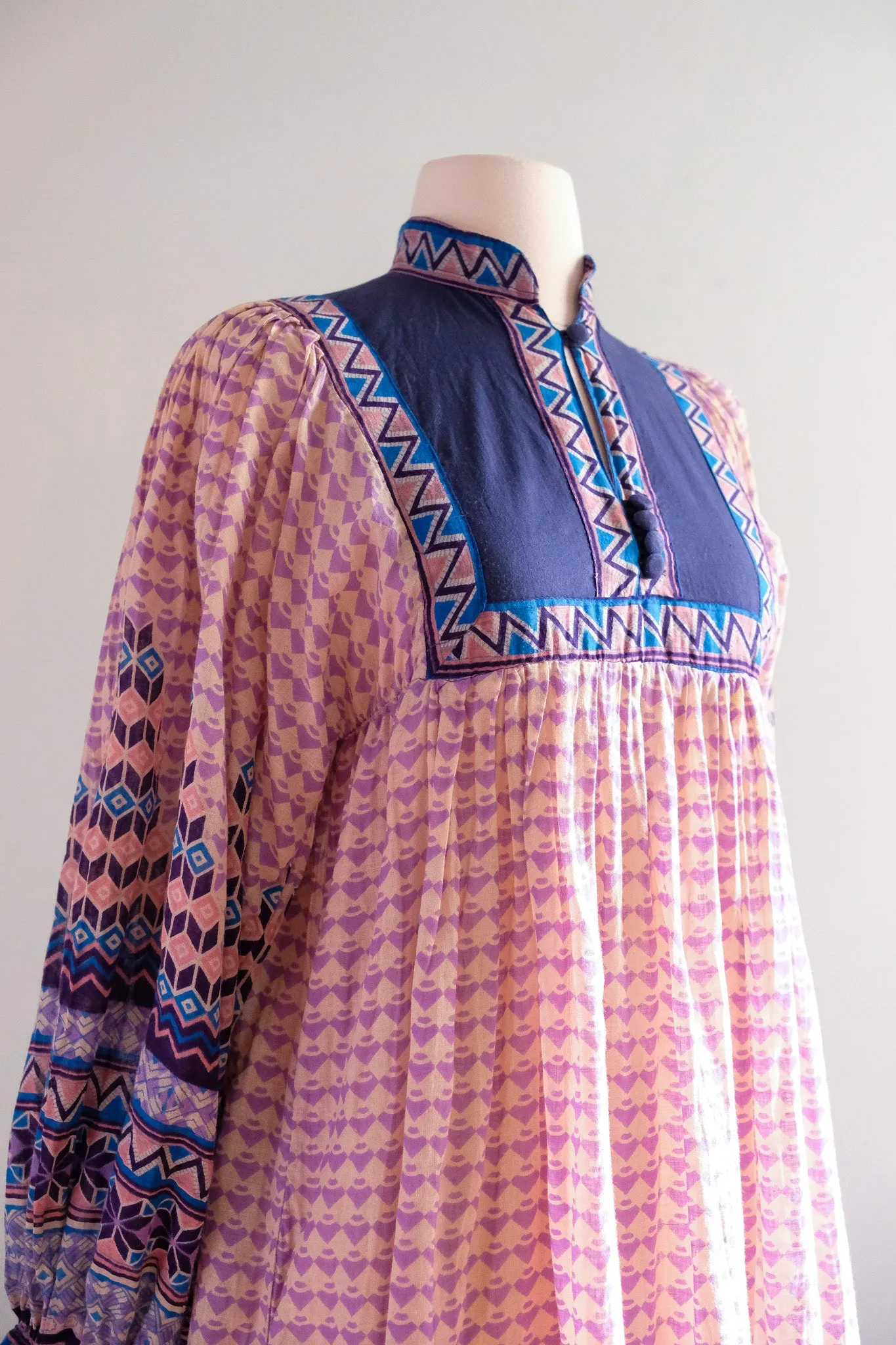 Coolest 1970's Lavender Haze Block Print Cotton Dress / Sz S/M