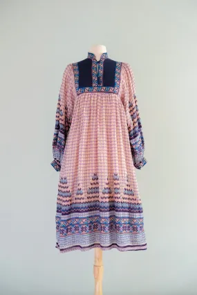 Coolest 1970's Lavender Haze Block Print Cotton Dress / Sz S/M