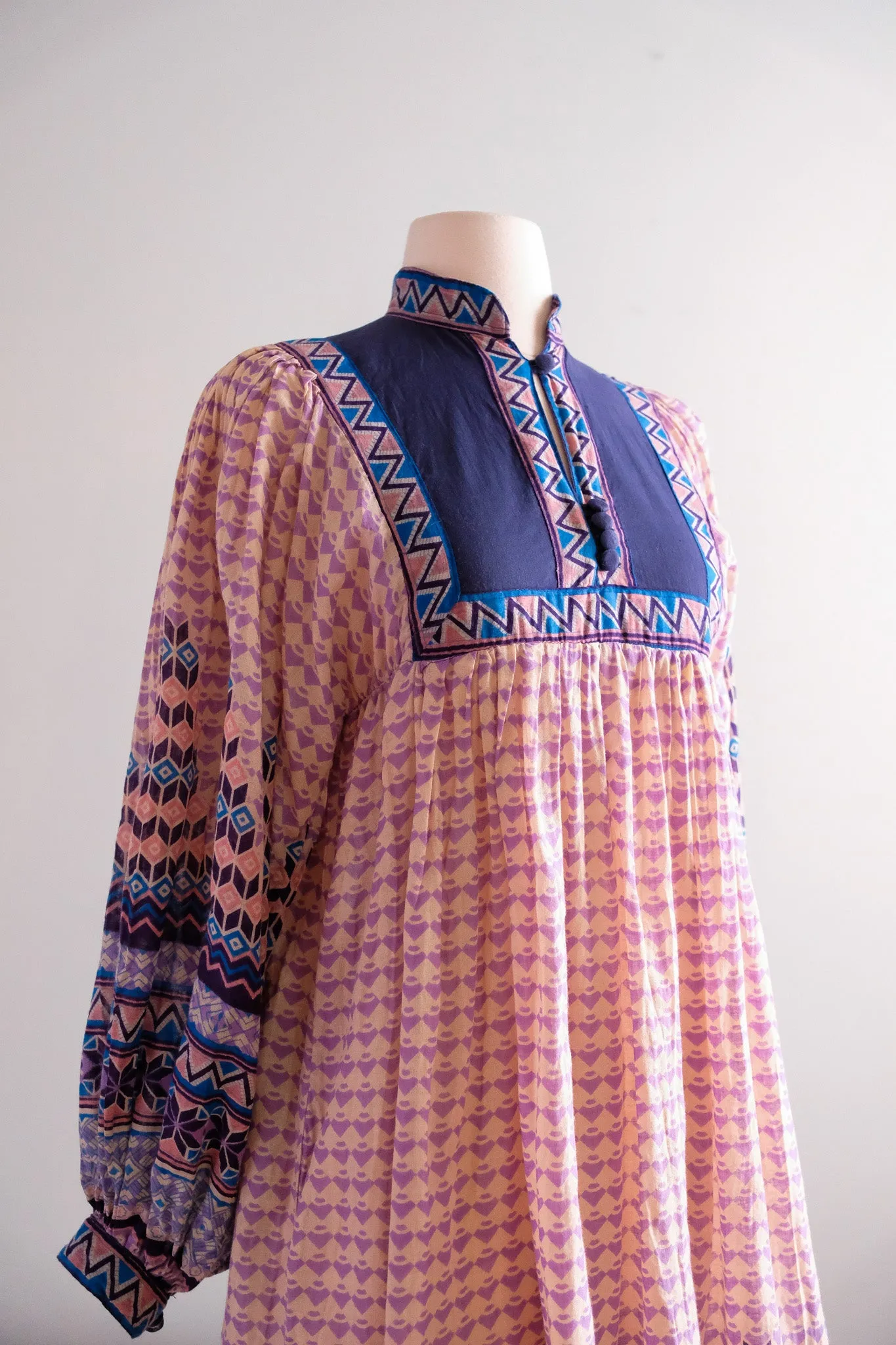 Coolest 1970's Lavender Haze Block Print Cotton Dress / Sz S/M