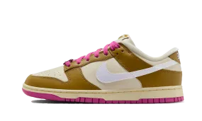 Dunk Low SE Bronzine Pink