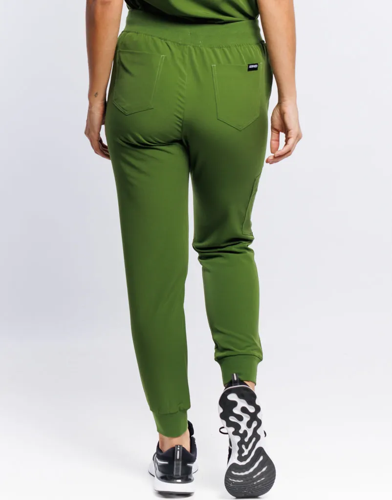 Essential Jogger Scrub Pants - Fern Green