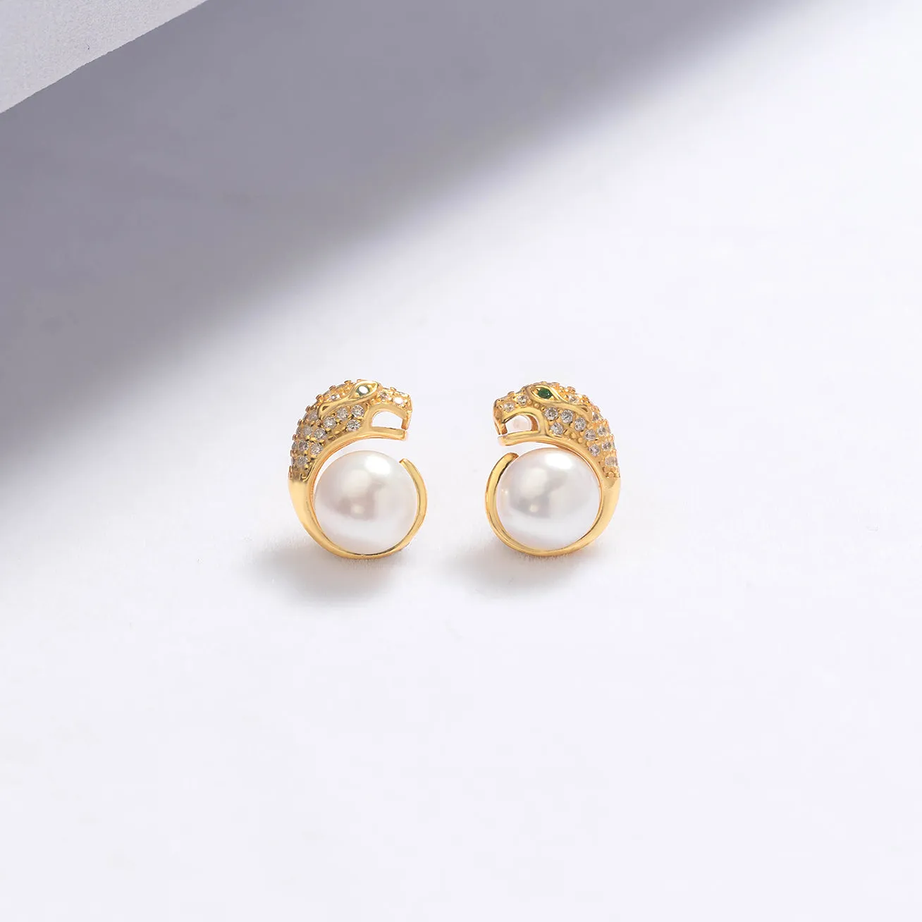 Leopard Freshwater Pearl Earrings WE00531 | SAFARI