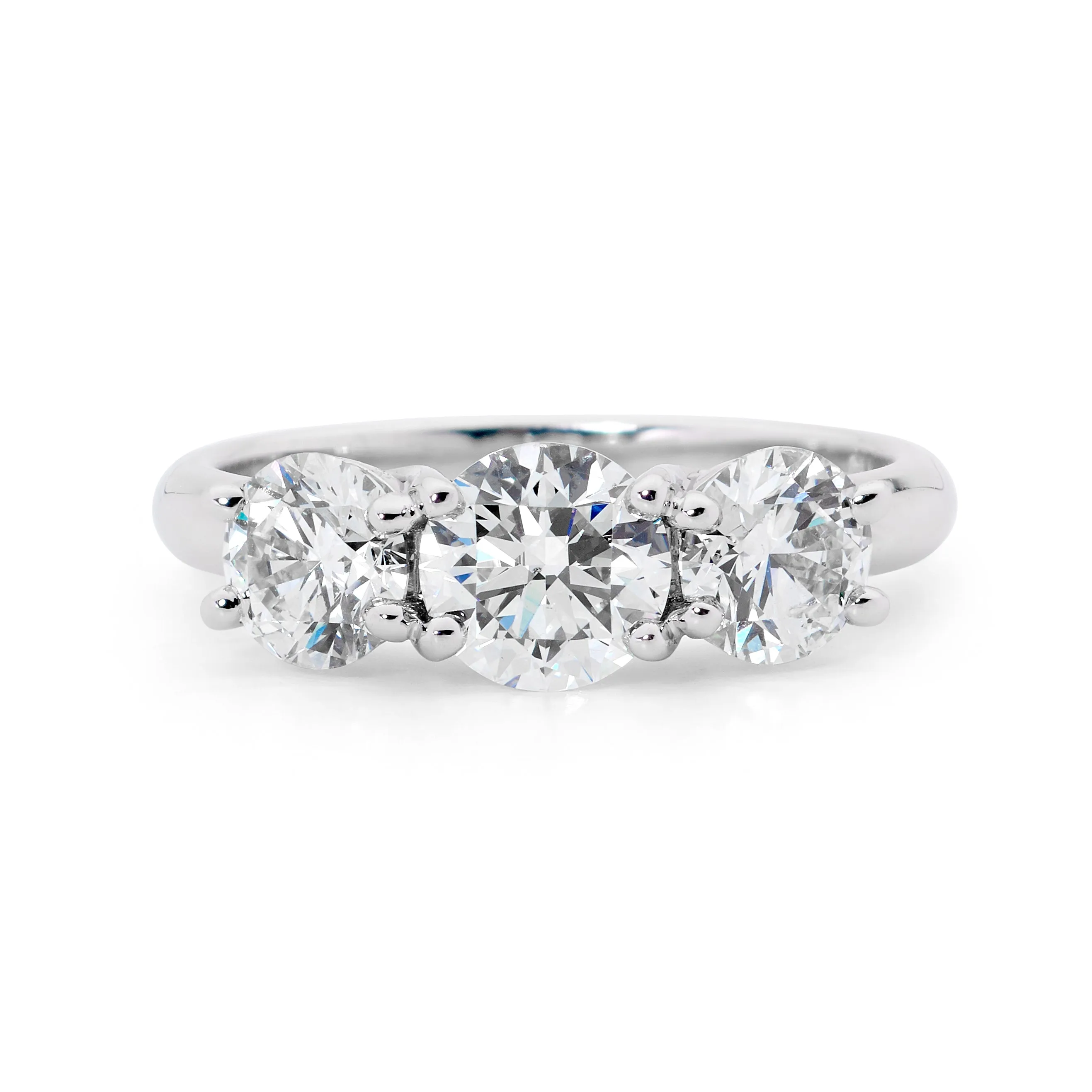 Round brilliant cut diamond ring