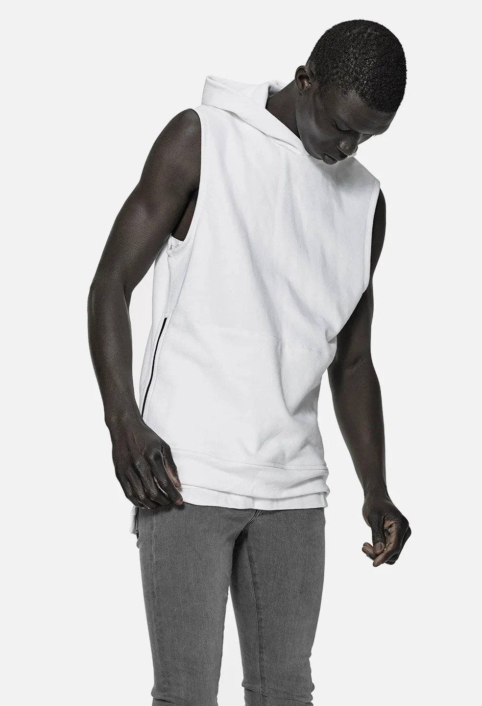 Sleeveless Hooded Villain / White