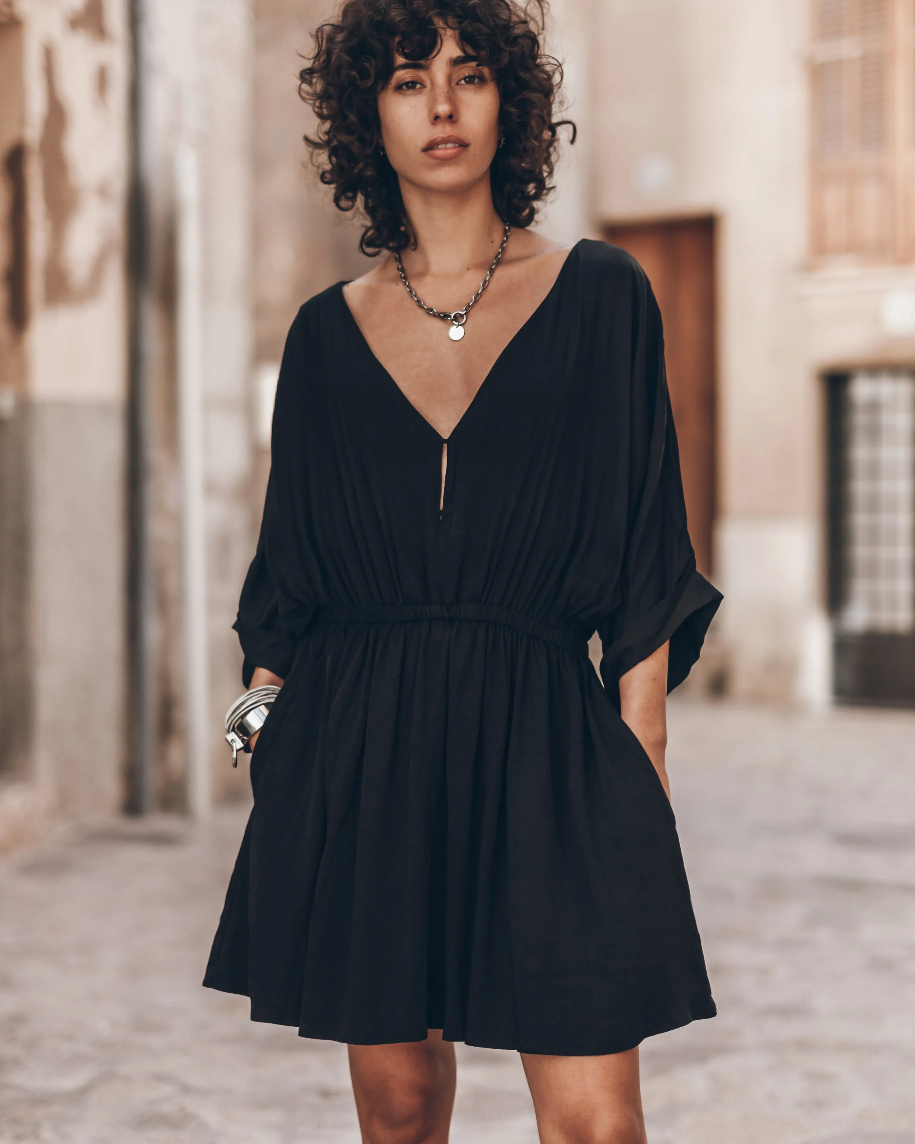 The Black Short Chill Dress